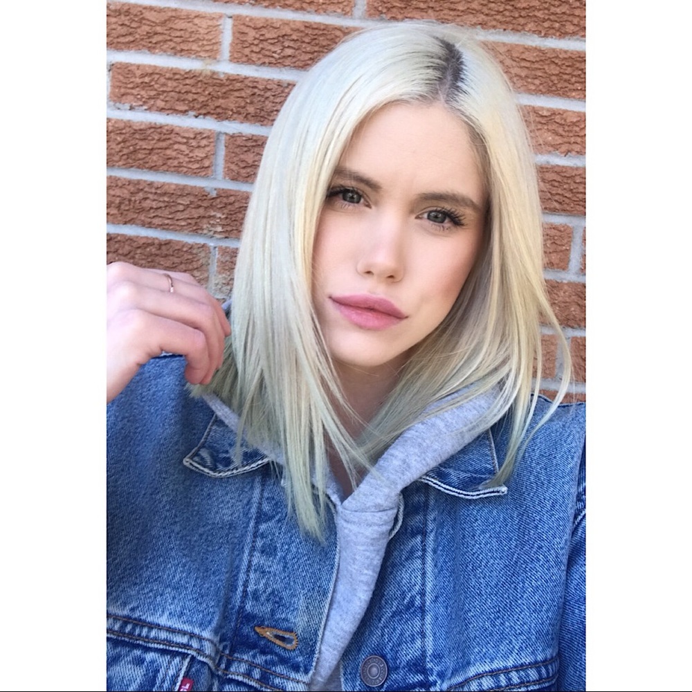 Meet your Posher, Danielle